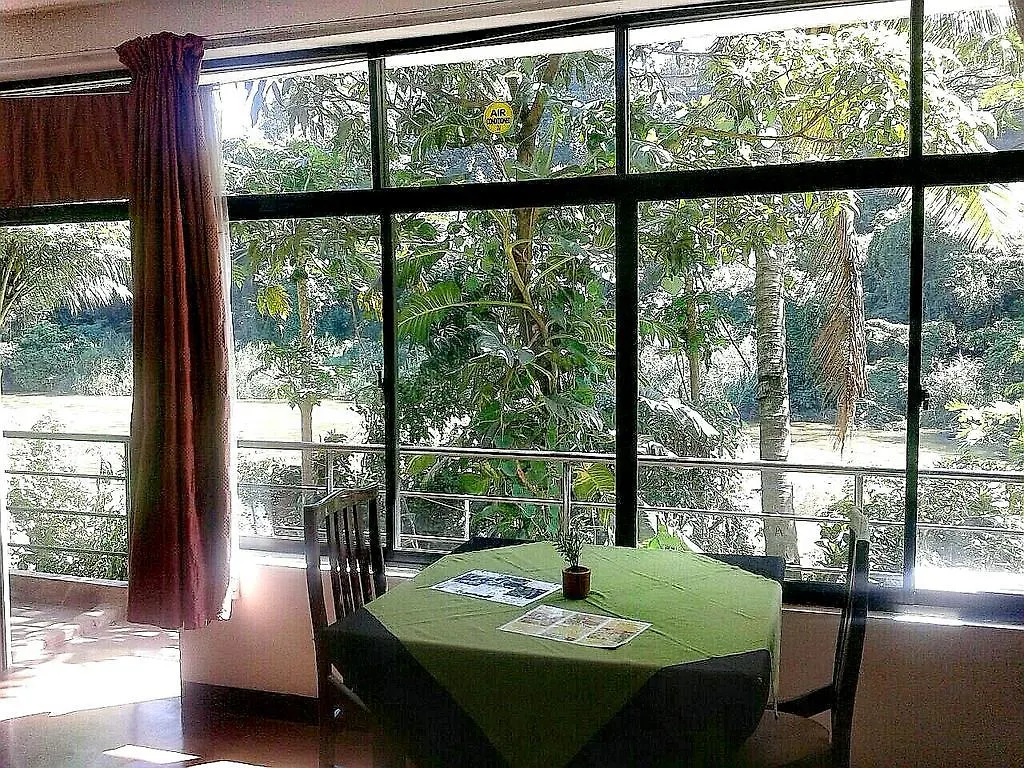 Honeypot Restaurant & Guest House Kandy