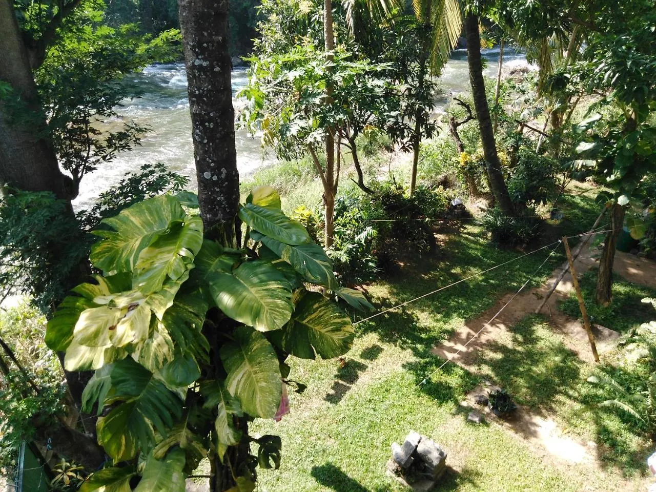 Honeypot Restaurant & Guest House Kandy