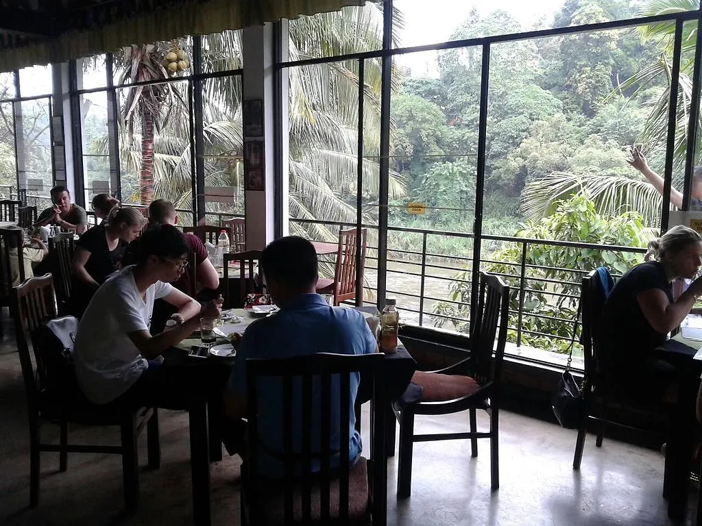 Honeypot Restaurant & Guest House Kandy 0*,  Sri Lanca