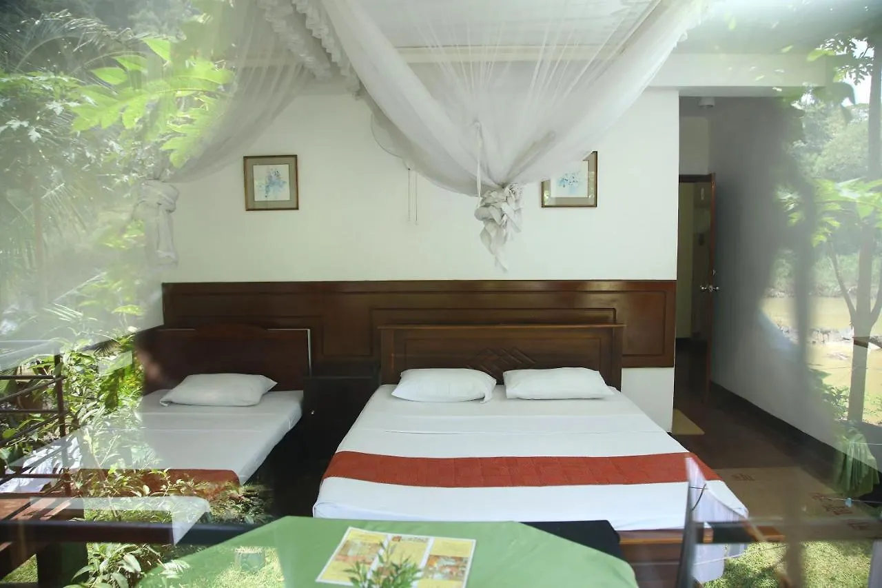 Honeypot Restaurant & Guest House Kandy